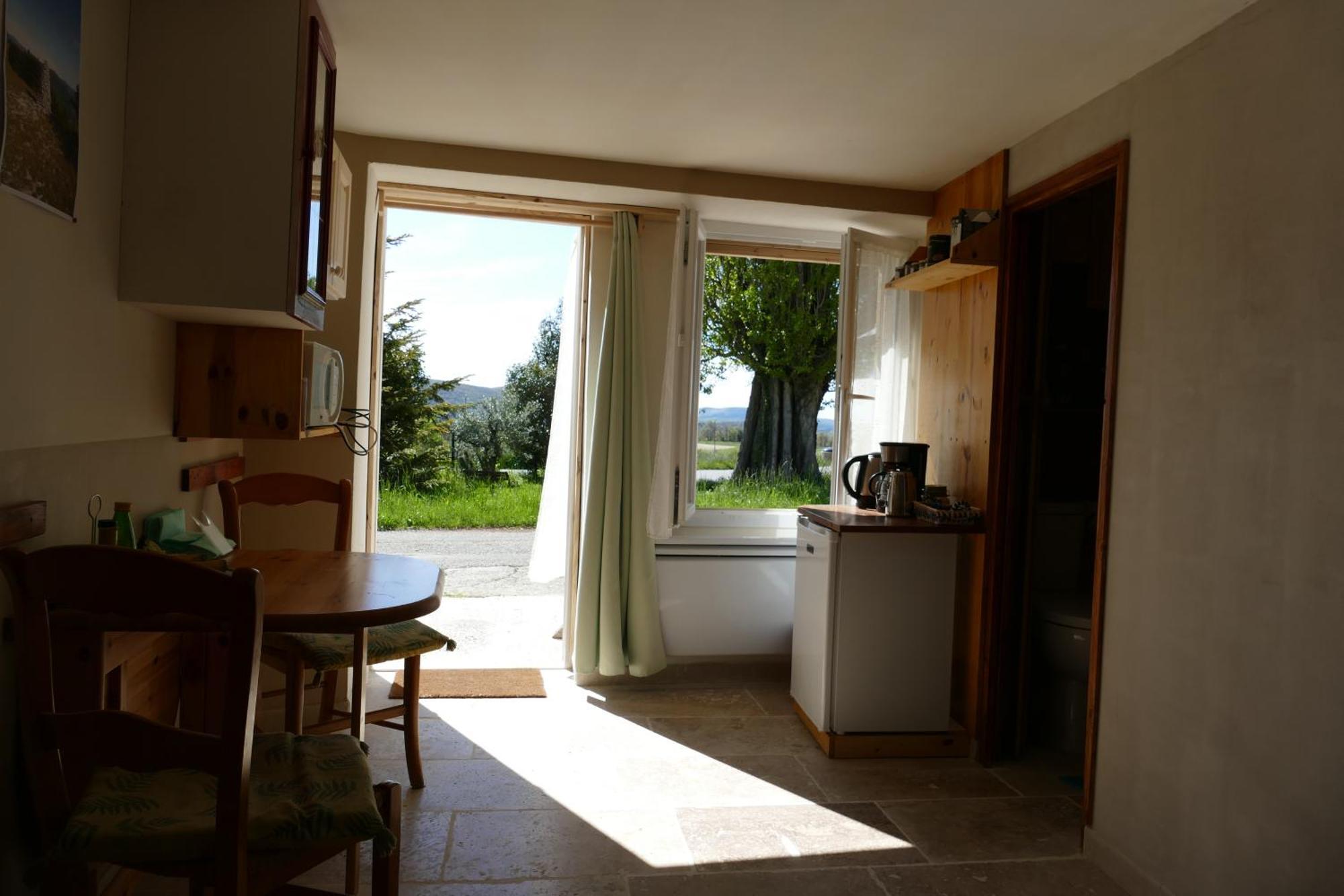 Bed and Breakfast Les Bois Rouges La Rochegiron Экстерьер фото
